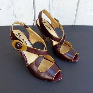 Seychelles Vintage Style Peep Toe Heels Size 7.5